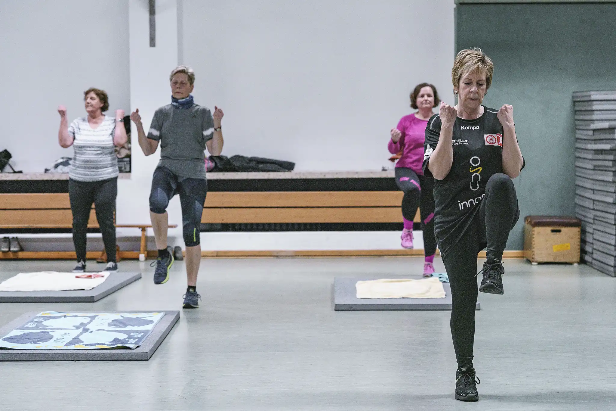 BOP Fitness Übung warm up 1